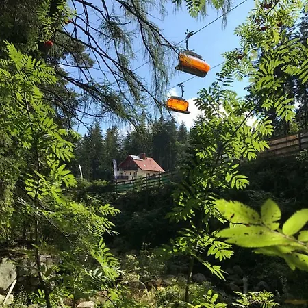 فندق مبيت وإفطار Safir Przy Samym Wyciagu كارباش