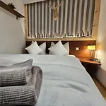 Safir Przy Samym Wyciagu Couette-café