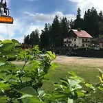 Safir Przy Samym Wyciagu Couette-café Karpacz