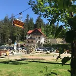Safir Przy Samym Wyciagu