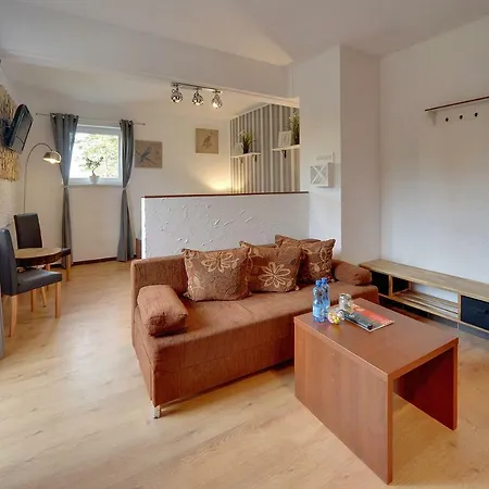 Bed and Breakfast Safir Przy Samym Wyciagu 3*