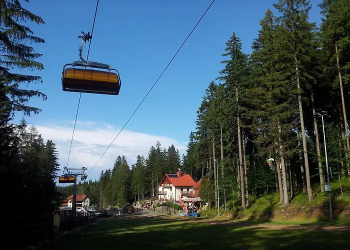 Bed & Breakfast Safir Przy Samym Wyciagu 3*